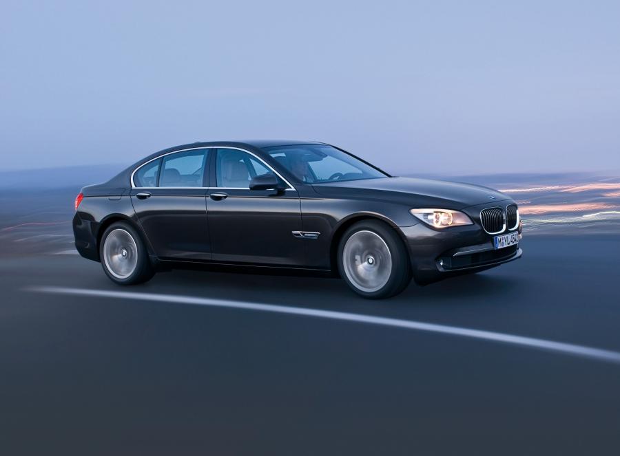  BMW 7-Series 2009 года  (фото 63 из 167)